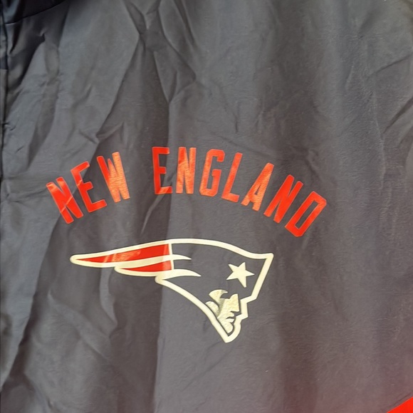 New England Patriot Light Weight Windbreaker (New) - Picture 3 of 5